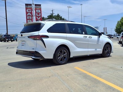 2026 Toyota Sienna XSE