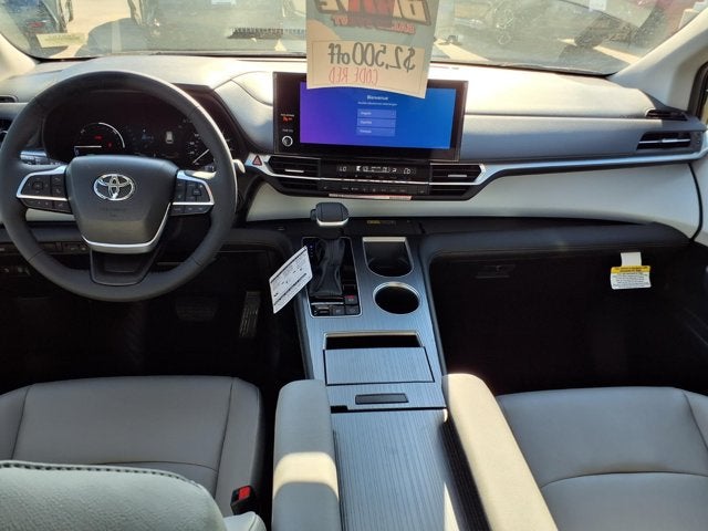 2026 Toyota Sienna XLE