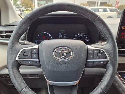 2021 Toyota Sienna XLE