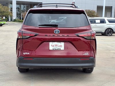 2021 Toyota Sienna XLE