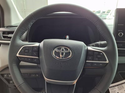 2026 Toyota Sienna XLE