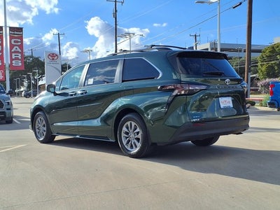 2026 Toyota Sienna XLE