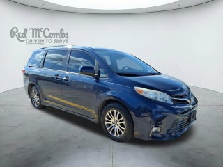2019 Toyota Sienna XLE