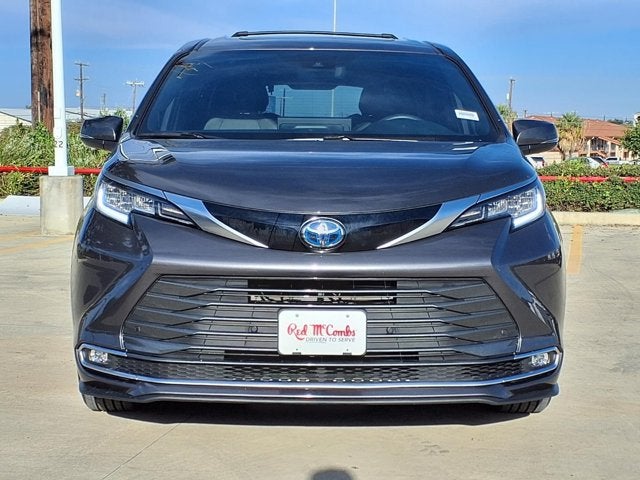 2025 Toyota Sienna Limited