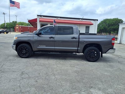 2014 Toyota Tundra 4WD Truck SR5