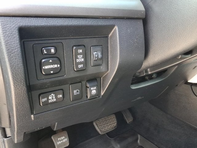 2021 Toyota Tundra 2WD SR5