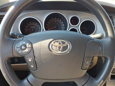 2011 Toyota Tundra 2WD Truck CREW 2WD V8 5.7 G