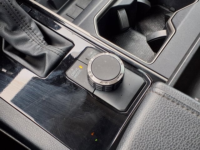 2022 Toyota Tundra 2WD SR5
