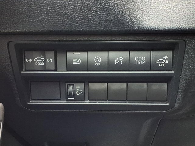 2022 Toyota Tundra 2WD SR5