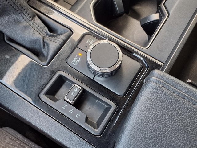 2023 Toyota Tundra 4WD SR5