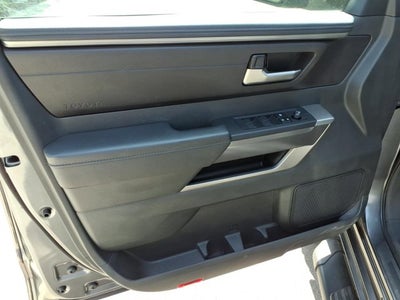 2025 Toyota Tundra 4WD SR5