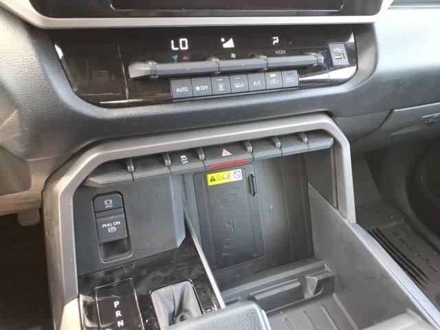 2025 Toyota Tundra 4WD SR5