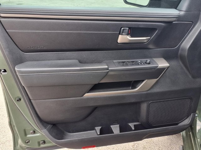 2023 Toyota Tundra 4WD SR5