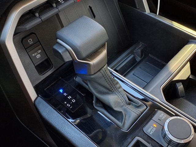 2023 Toyota Tundra 4WD SR5