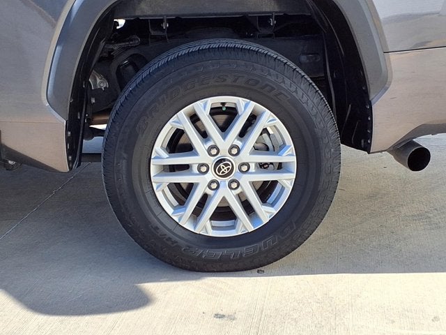 2023 Toyota Tundra 4WD SR5