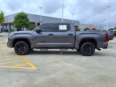 2023 Toyota Tundra 4WD SR5