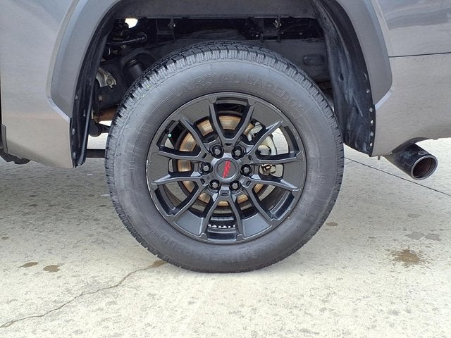 2023 Toyota Tundra 4WD SR5