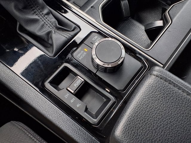2023 Toyota Tundra 4WD SR5
