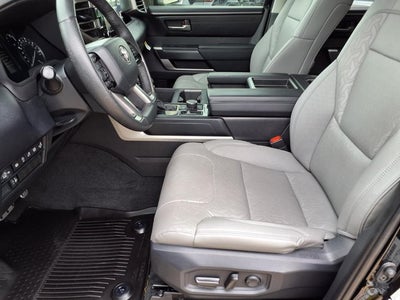2023 Toyota Tundra 4WD SR5