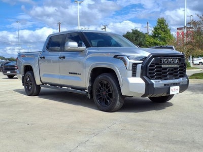 2025 Toyota Tundra 4WD SR5