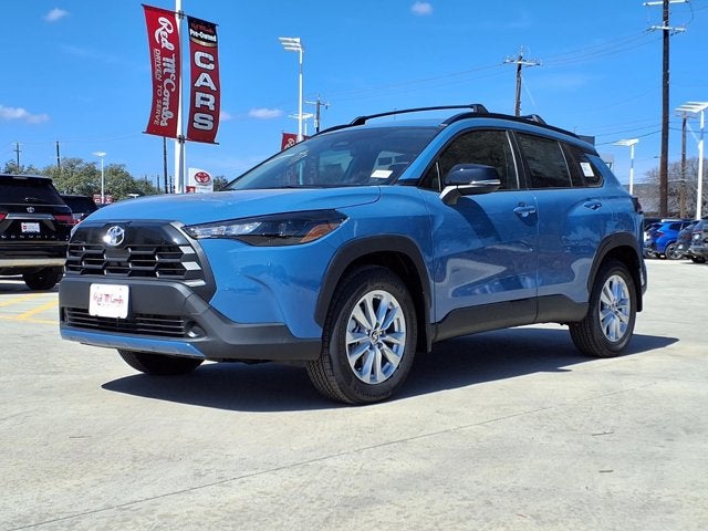 2026 Toyota Corolla Cross LE