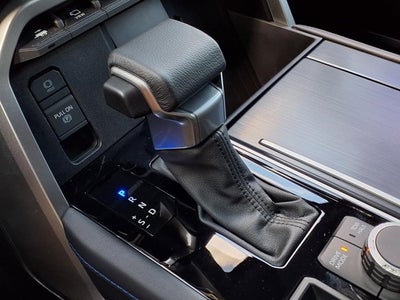 2025 Toyota Sequoia Platinum