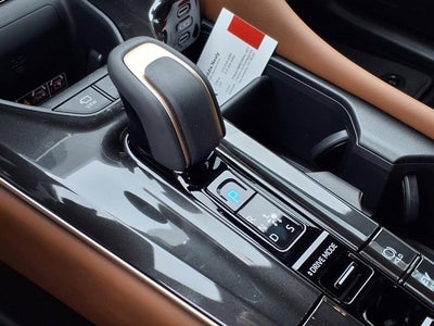 2025 Toyota Crown Signia Limited