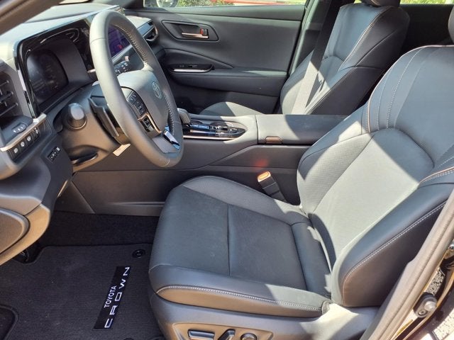 2026 Toyota Crown Signia XLE