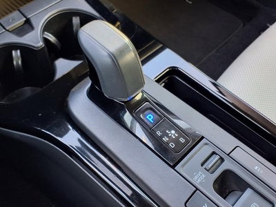 2025 Toyota Prius XLE