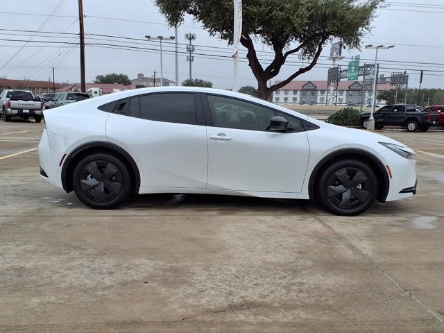 2026 Toyota Prius LE