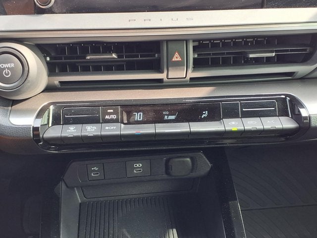 2025 Toyota Prius LE