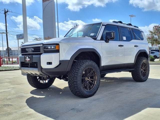 2027 Toyota Land Cruiser Base