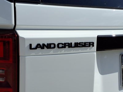 2027 Toyota Land Cruiser Base