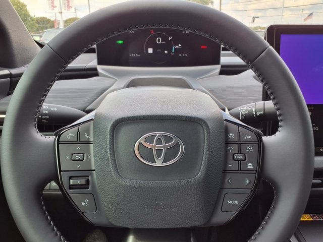 2027 Toyota C-HR SE