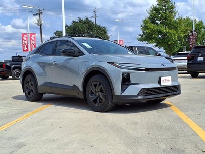 2027 Toyota C-HR SE