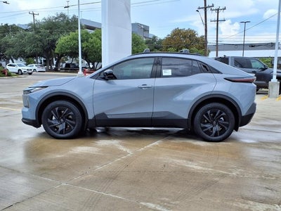 2026 Toyota C-HR SE