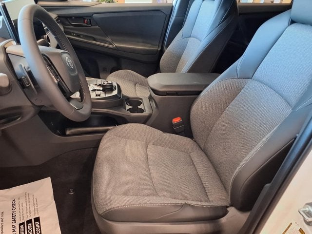 2026 Toyota bZ XLE Plus