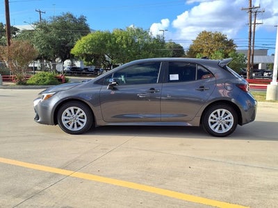 2027 Toyota Corolla Hatchback SE