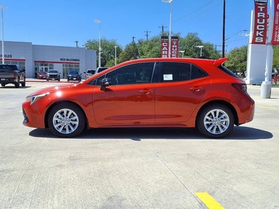 2026 Toyota Corolla Hatchback SE