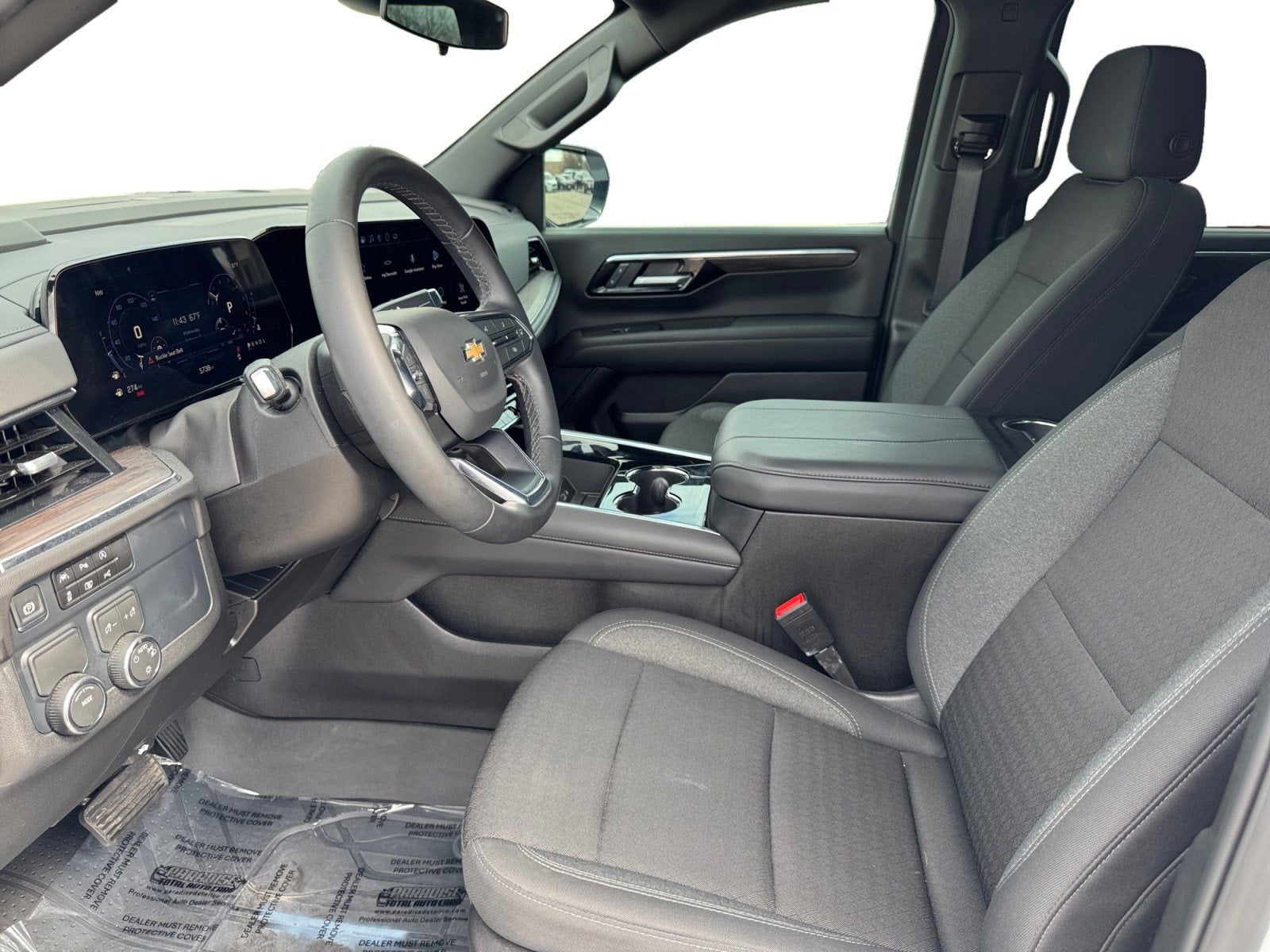 2025 Chevrolet Suburban LS