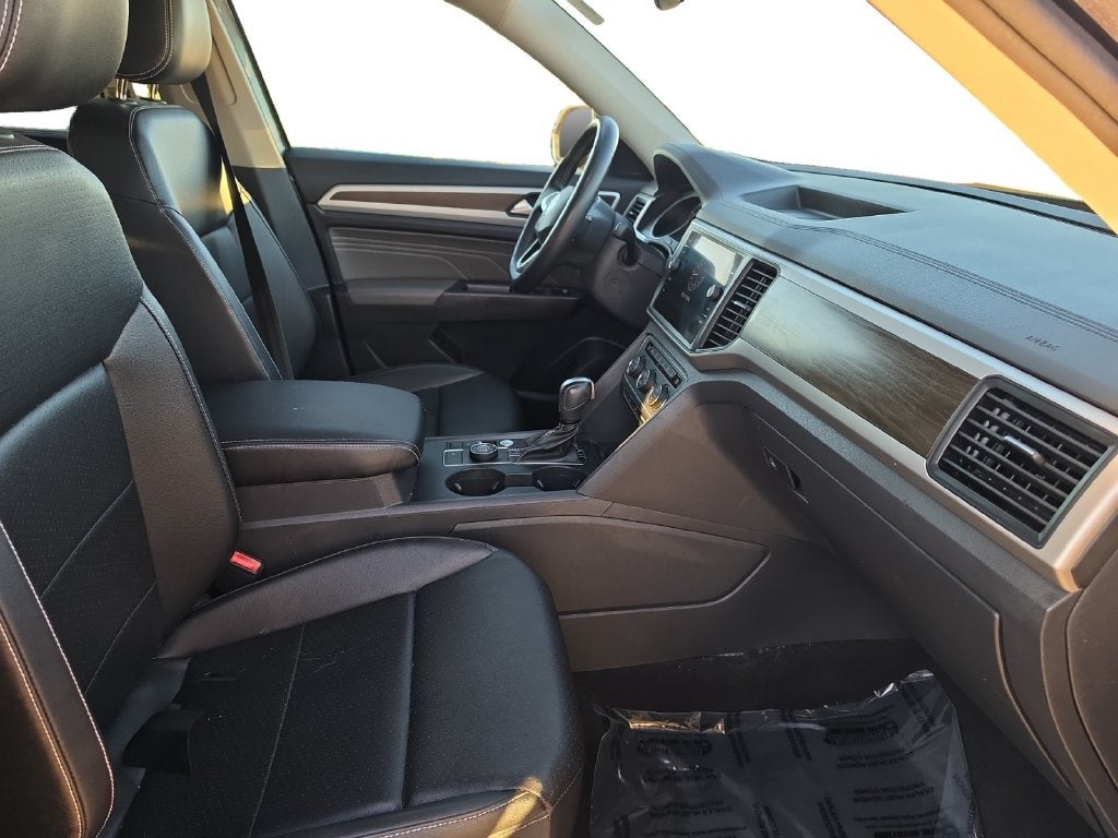 2021 Volkswagen Atlas 3.6L V6 SE w/Technology