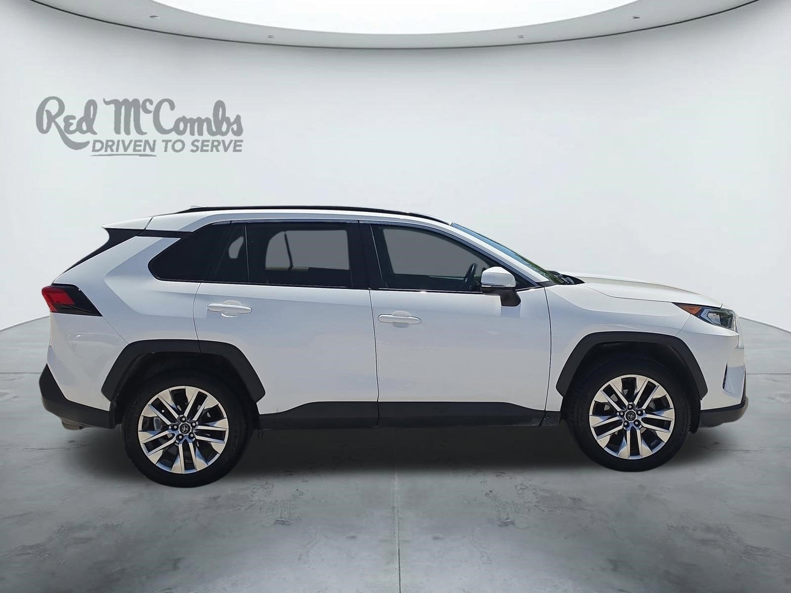 2020 Toyota RAV4 XLE Premium