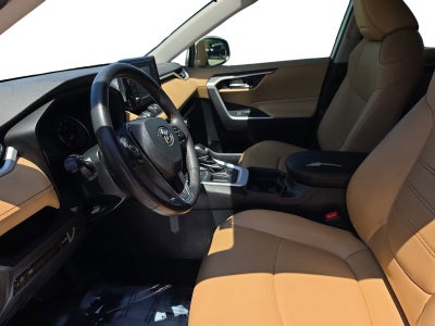 2020 Toyota RAV4 XLE Premium