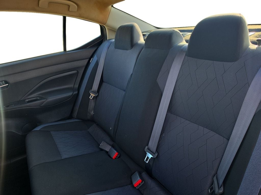 2023 Nissan Versa 1.6 SV