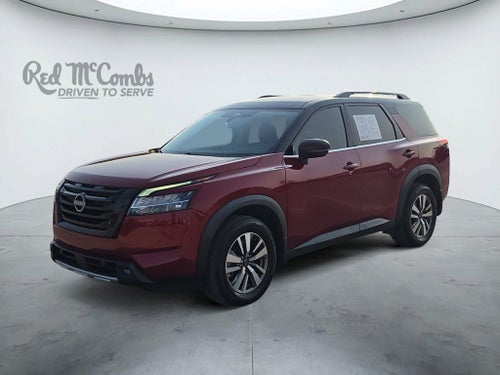 2022 Nissan Pathfinder SL