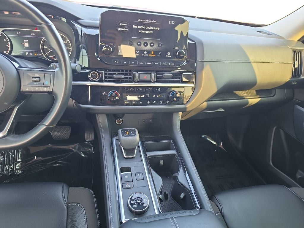 2022 Nissan Pathfinder SL