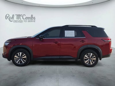 2022 Nissan Pathfinder SL