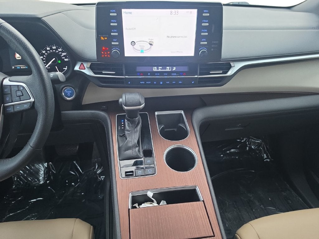 2022 Toyota Sienna XLE 8 Passenger