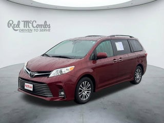 2018 Toyota Sienna XLE
