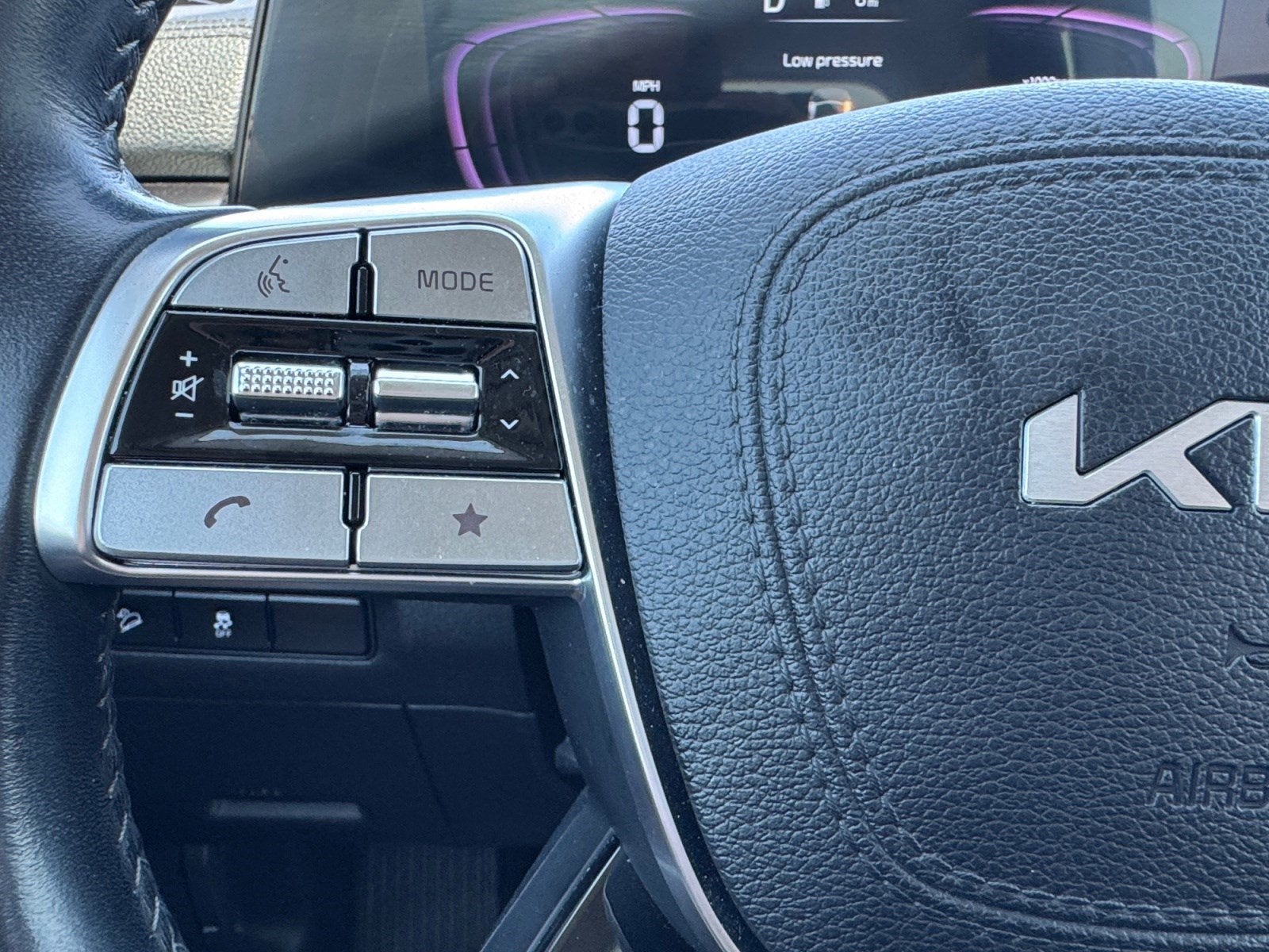 2024 Kia Telluride LX